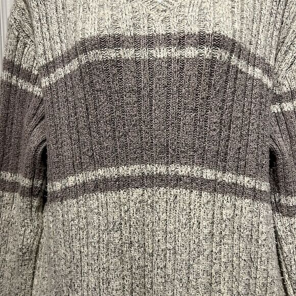 Roots Cream/Taupe‎ Cotton V-Neck Long Sleeve Sweater Size M - Picture 3 of 9